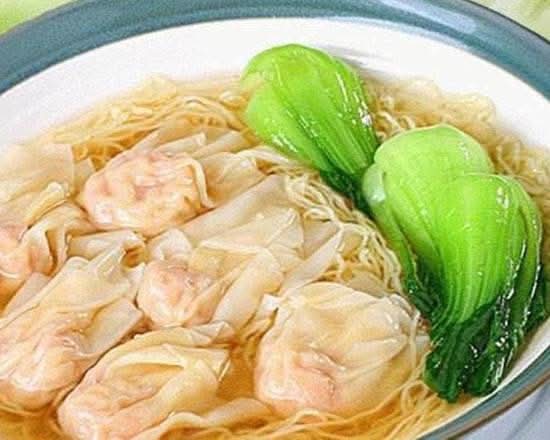 Soupe wonton et nouilles/ Chinese Wonton noodle soup/ 鲜虾云吞面